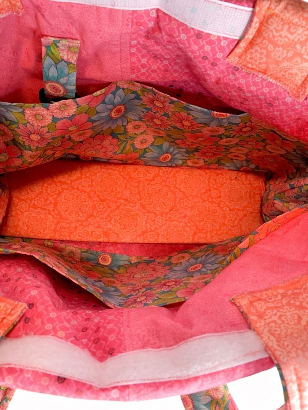 Handmade Floral Patchwork Tote Bag Set w/ Matching Wallet,Eyeglass Case, & Pouch - Picture 8 of 14